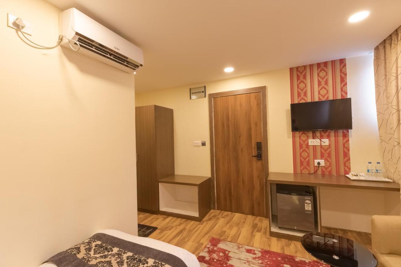 Capital O 624 Hotel Rudra View Pvt. Ltd. Pashupatinath ภายนอก รูปภาพ