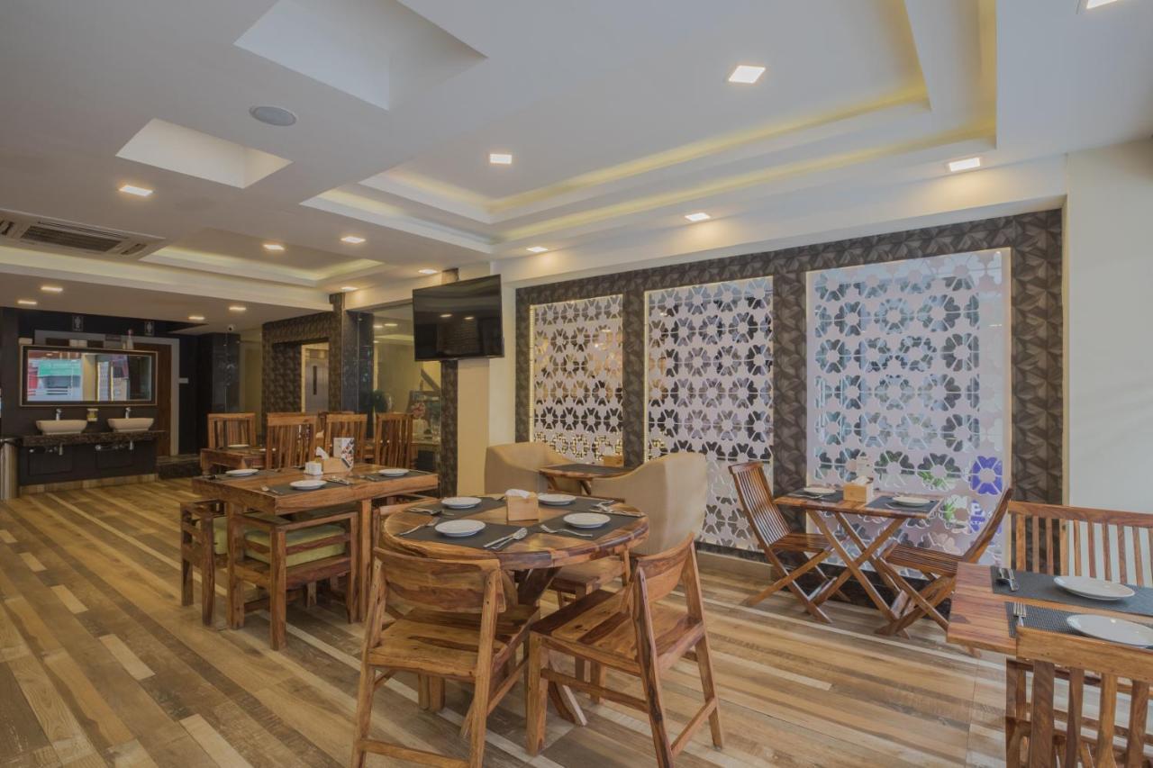 Capital O 624 Hotel Rudra View Pvt. Ltd. Pashupatinath ภายนอก รูปภาพ