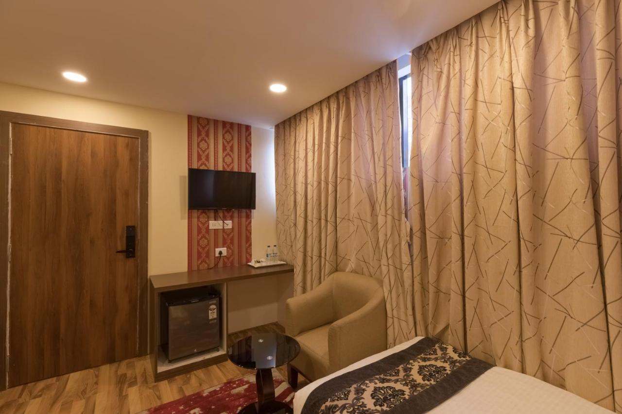 Capital O 624 Hotel Rudra View Pvt. Ltd. Pashupatinath ภายนอก รูปภาพ
