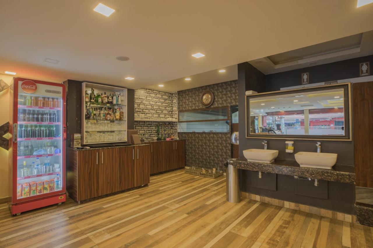 Capital O 624 Hotel Rudra View Pvt. Ltd. Pashupatinath ภายนอก รูปภาพ